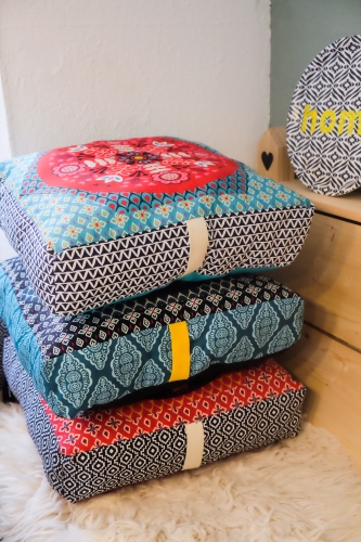 Canvas Swafing -  Pillow Party 2023 - Bunt/Schwarz - by Jolijou - Panel